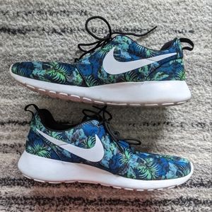 Nike Roshe Run "Poison Green Palm Trees"